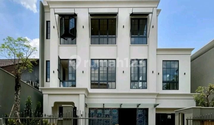Rumah Mewah Berkelas di Lokasi Senopati 5 Menit Scbd
