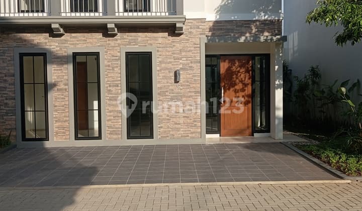 Rumah Free Taman Luas Harga Sangat Ok Nempel Lebakbulus MRT