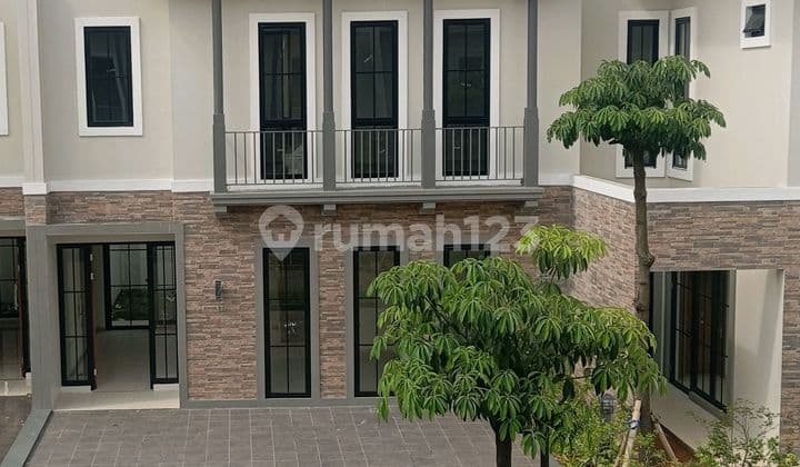 Rumah Halaman Belakang Luaaas Banget Nempel Lebakbulus