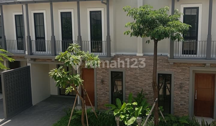 Rumah Cantik Langsung Huni 10 Menit Dari MRT Lebakbulus