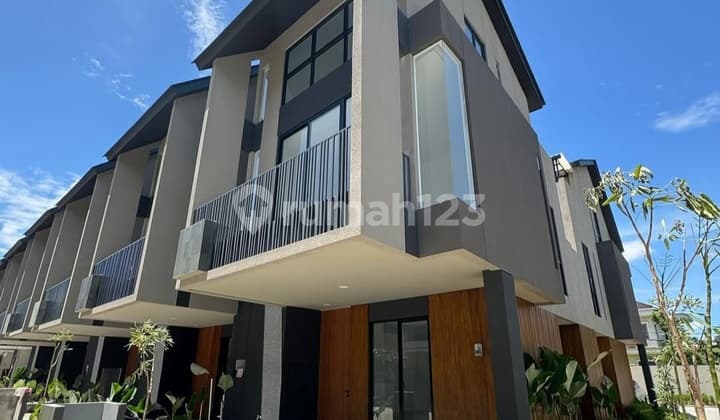 Rumah Dalam Cluster Termewah di Lebakbulus Nempel MRT