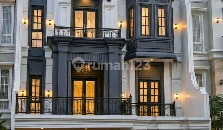Rumah Sangat Mewah di Cilandaka Margasatwa