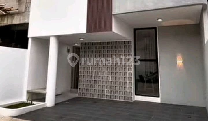 Rumah Cantik Rooftop Pavorit Keluarga Jaksel