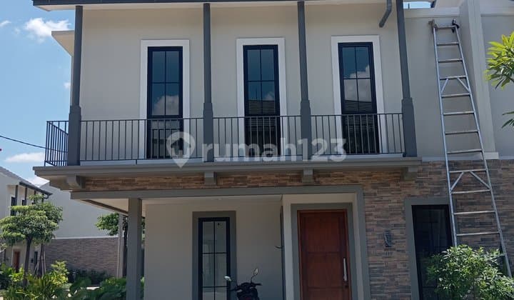 Rumah Resort Siap Huni Nempel MRT Lebakbulus