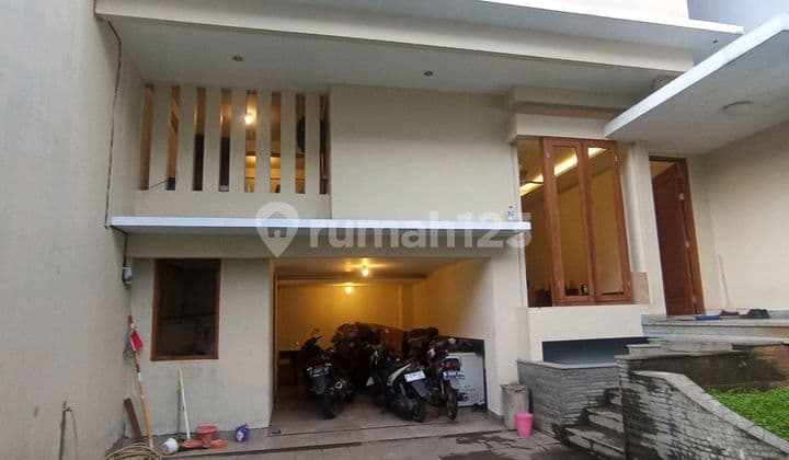 Rumah Bagus Luas Mewah 10 Menit MRT Lebakbulus