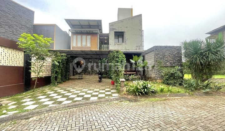 Rumah Industrial Hoek Furnish Dekat Akses Tol Bintaro