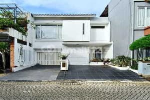 Rumah Modern Semi Furnish Dekat Akses Tol dan Mall di Bintaro