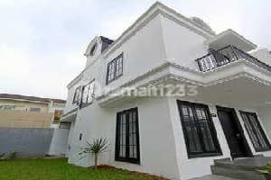 Rumah American Clasic Dicluster Dekat Fasilitas Umum Bsd