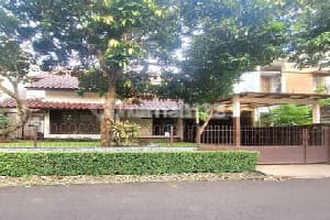 Rumah dengan Halaman Luas Dekat Akses Tol dan Strategis Dibintaro