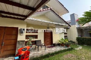 Nice House In Alam Sutera Close To Culinary Center And Toll Access