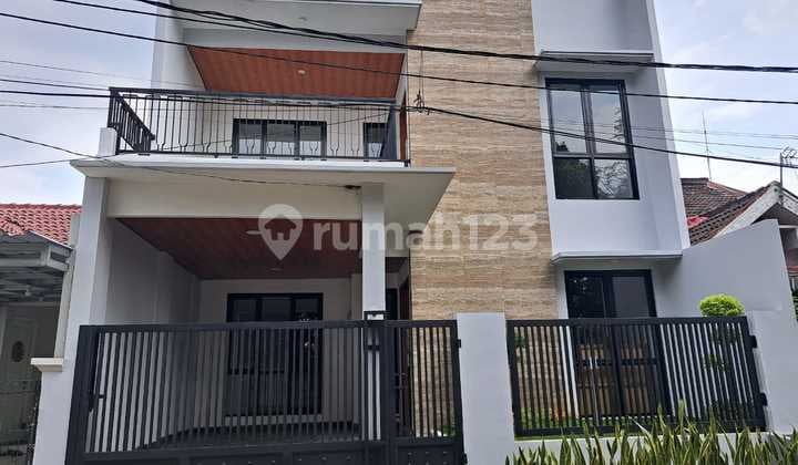 Rumah 2 Lantai Bebas Banjir di Cluster Dekat Tol Graha Bintaro