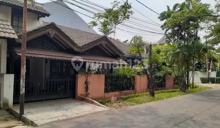 Rumah Satu Lantai Dekat Fasilitas Umum di Bintaro