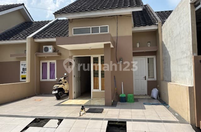 For Sale Minimalist House in Amerta Greend Land