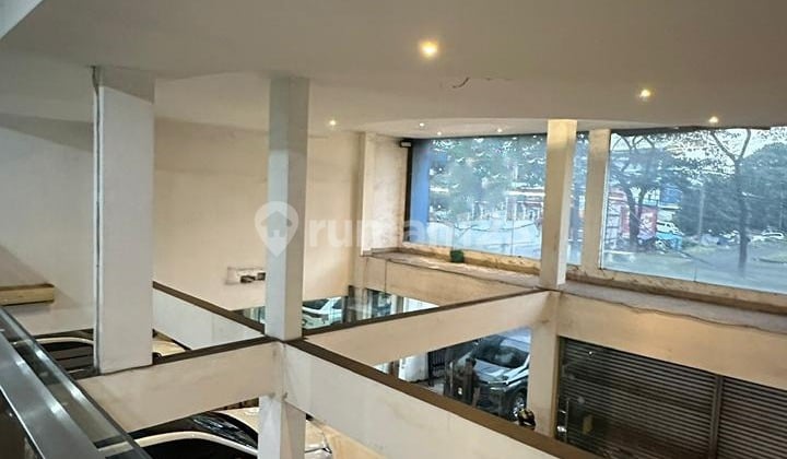For Sale: Attached Shophouse by the Roadside in Serpong