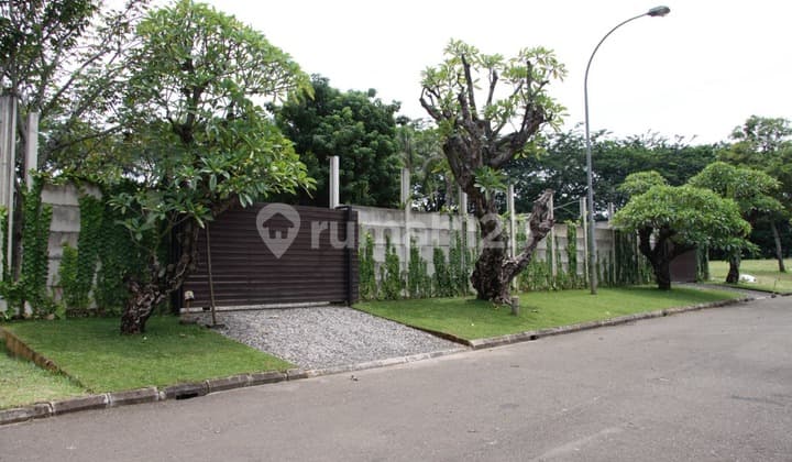 For Sale Semi-Finished House with Golf View BSD