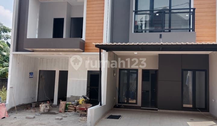 Rumah 3 Kamar Tidur Dekat Ke Lrt Cibubur Jakarta Timur