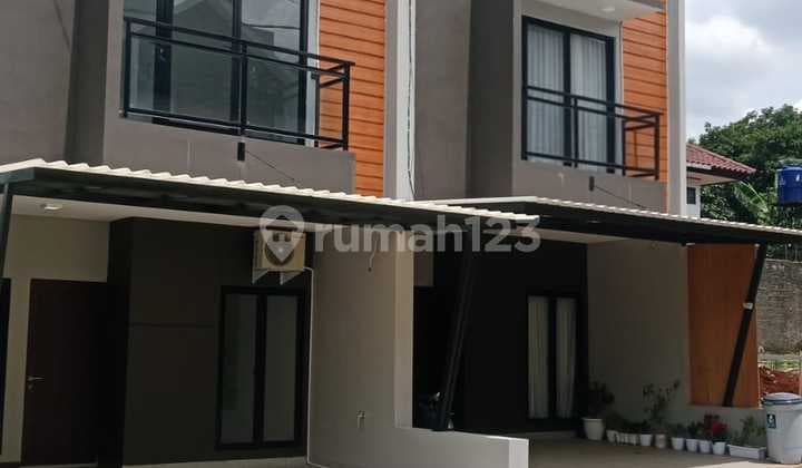 Rumah Siap Huni Di Dalam Cluster Dekat Ke Lrt Dan Pintu Tol Cibubur Jakarta Timur