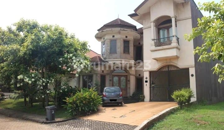 Rumah Mewah Hadap Barat Luas 450m2 di Kemang Pratama Regency