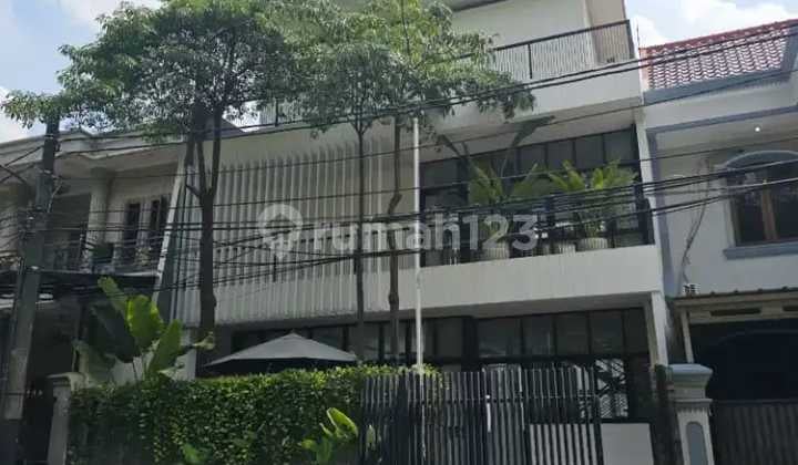 Rumah Mewah + Kolam Renang Di Harapan Baru Regency Stasiun Cakung