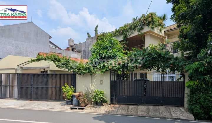 Rumah Luas & Full Furnished Jual Murah di Bambu Apus