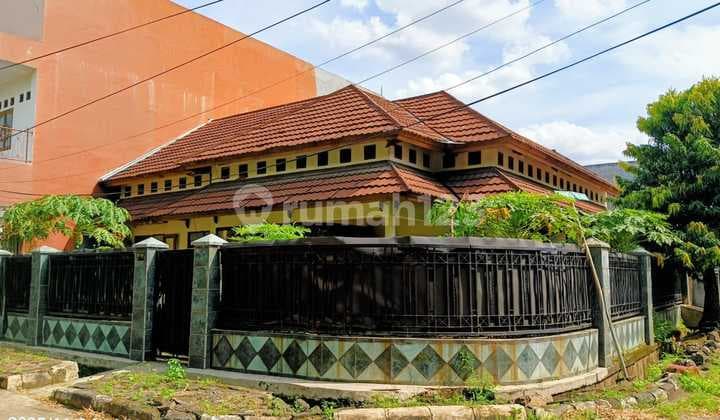 Rumah Murah Hook Di Griya Bintara Indah - Pondok Kopi