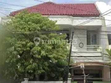 Jual Cepat Rumah Megah di Pondok Bambu, 2 Lantai, bisa KPR,
