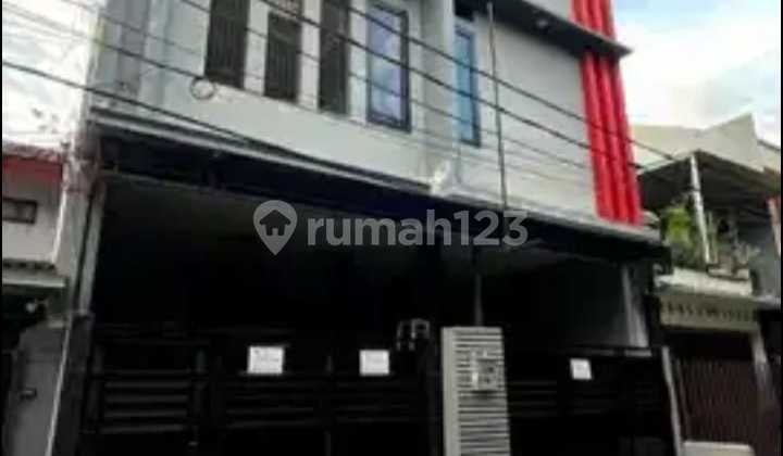 Rumah Duren Sawit, Komplek Elite, One Gate System, 3 Lantai, Full Furnished