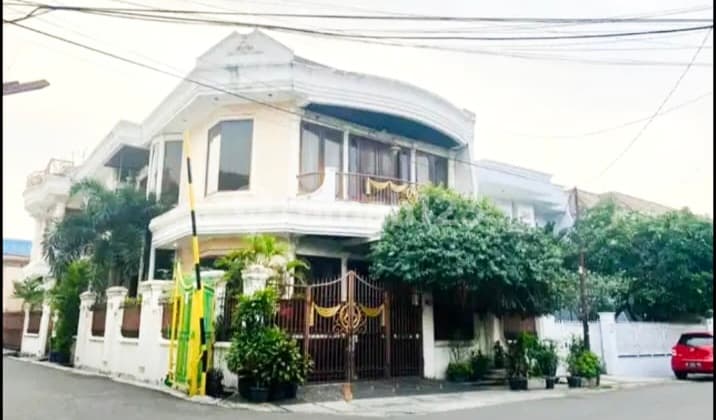 Rumah Mewah Wadidau Di Pulomas, Dekat Kelapa Gading
