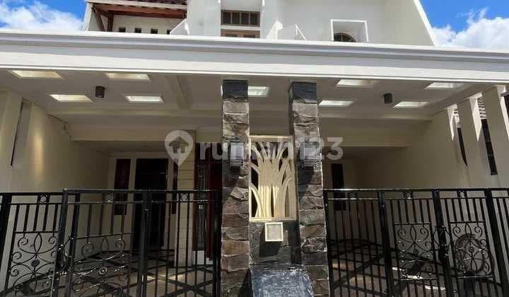 Rumah Terawat Murah Bawah Pasar Bebas Banjir Di Pondok Bambu, Duren Sawit