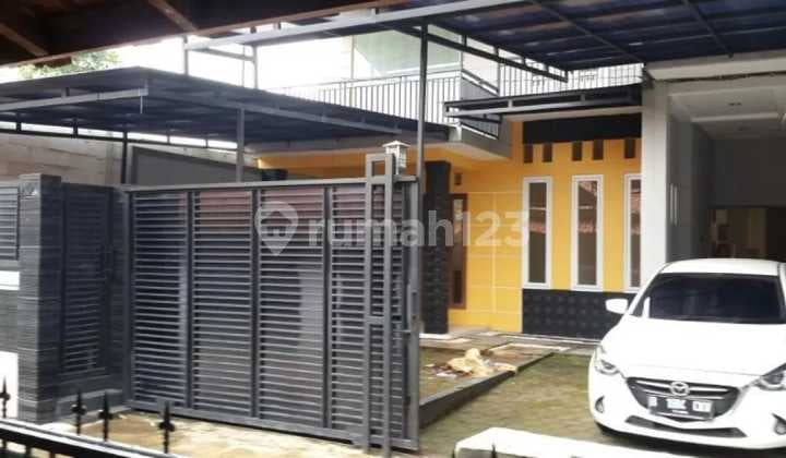 Rumah Nyaman Baru Tingkat di Cikunir