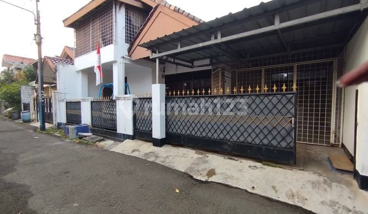Rumah Tingkat Harga Murah di Kayu Putih, Rawamangun