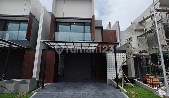 Disewakan Rumah Citraland Dempsey Hill Baru Gress Ada Rooftop