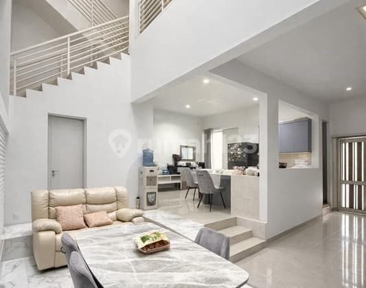 Rumah Murah dan Siap Huni di Cluster Kebayoran Village, Bintaro