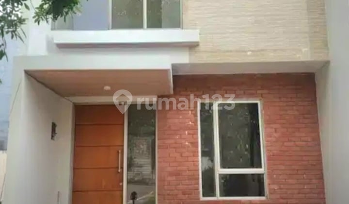 Disewa Rumah 2 Lantai Cakep Rapi Siap Huni Letak Strategis di Citra Raya Cikupa