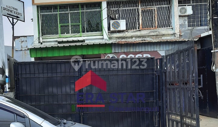 Ruko depan pasar dan dekat perumahan harga murah di Pulo Gadung Jaktim