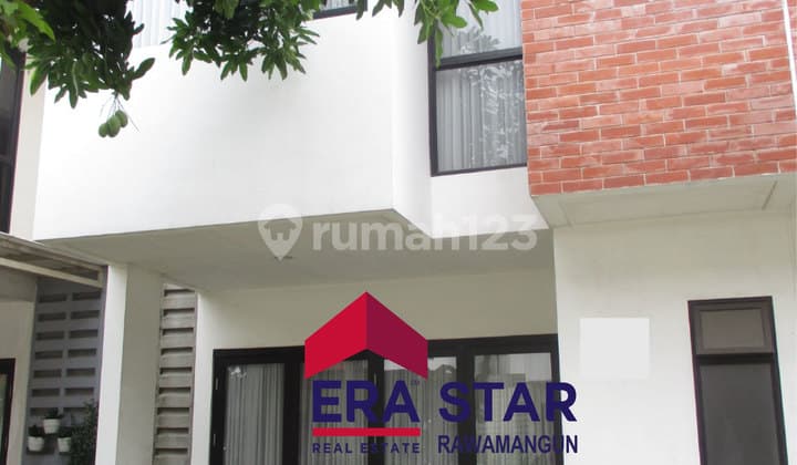 Rumah 2 Lantai Baru SHM di Perumahan Vida Padurenan, Bekasi