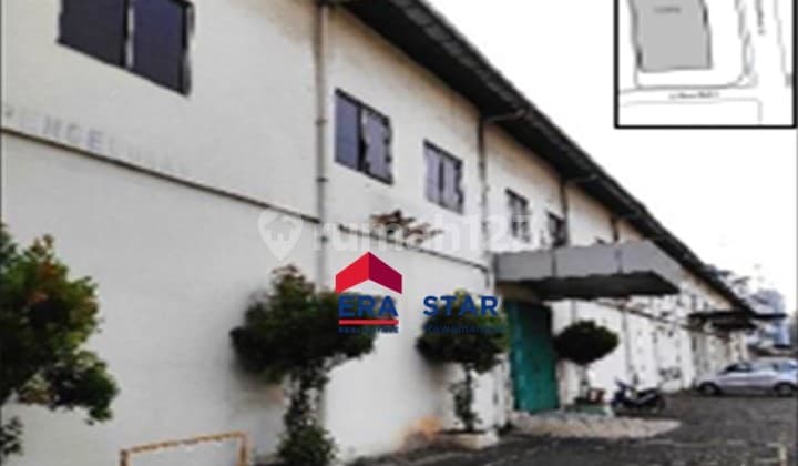 Gudang Luas dan Posisi Hook di Kawasan Jiep Pulogadung Jaktim