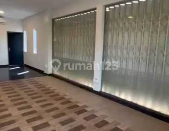 Ruko Siap Huni 3 Lantai Luas Cocok Banget untuk Usaha Klampis ,Surabaya