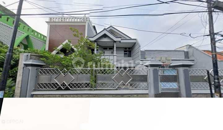Dijual Cepat Rumah Petemon Semi Furnish Surabaya Pusat
