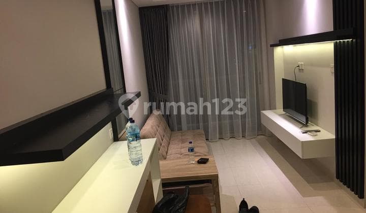 Disewakan Apartemen Taman Anggrek Residences 3 Bedrooms Furnish