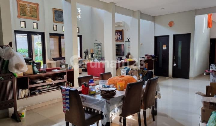 Rumah 5 kamar tidur dijual gading serpong Tangerang