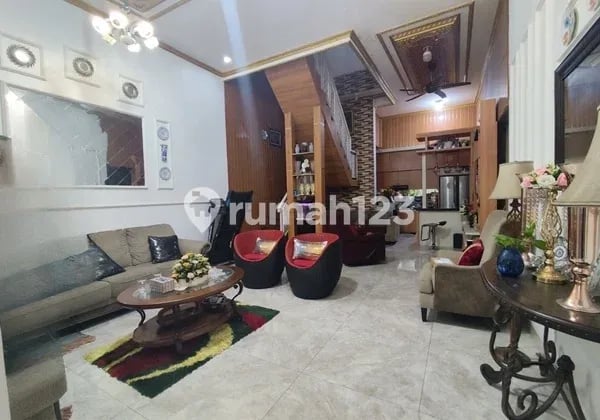 Ready-to-Occupy House in Kramat Jati, East Jakarta