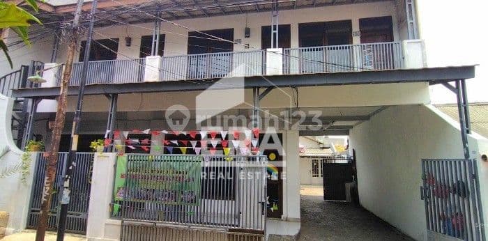 For Sale 8-Door Rental House in Pondok Kelapa, East Jakarta