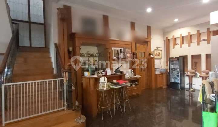 Semi-Furnished House in Sayap Garuda Bandung