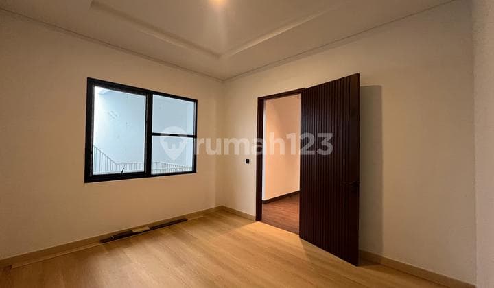 Rumah Baru Modern 2 Lantai Siap Huni Di Setraduta Ciumbuleuit