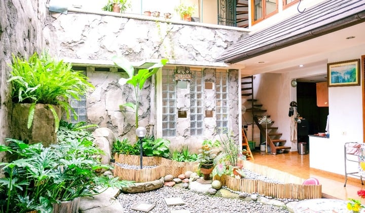 Rumah di Jl Naripan Pusat Kota Bandung