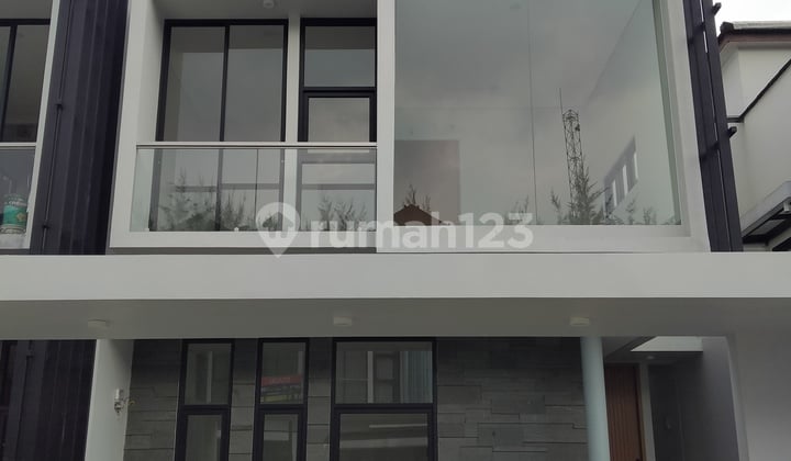 New House In Pondok Hijau Circle Residence 2 Floors