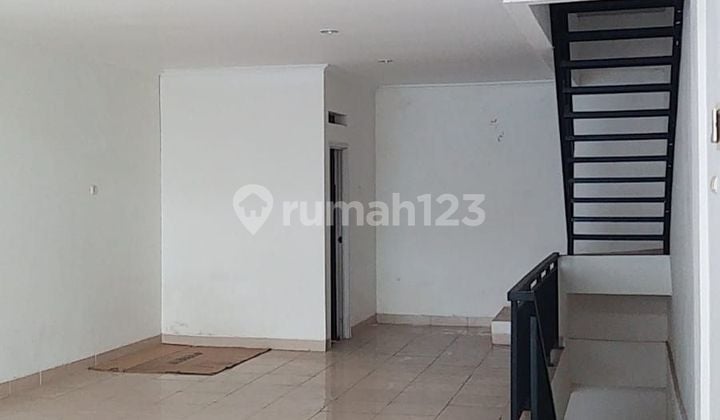 Ruko di Cicadas ahmad yani komplek apartemen gateway
