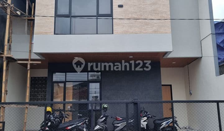 RUMAH SEKELIMUS BATUNUNGGAL DEKAT CARREFOUR KIARACONDONG