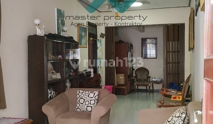 Dijual Cepat Rumah Luas di Komplek Pln Cigereleng Regol Kota Bandung